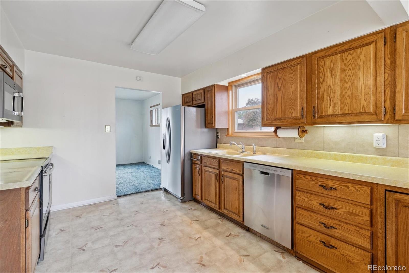 7090 Ruth Way Denver, CO 80221 - Photo 16 of 28 Gallery Image 16
