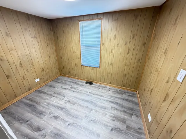 $2,100 | 4838 West Addison Street, Unit 1F, Chicago, IL 60641