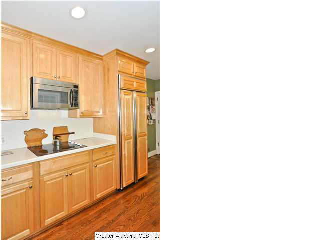 4013 Winston Way Birmingham, AL 35213 - Photo 10 of 31