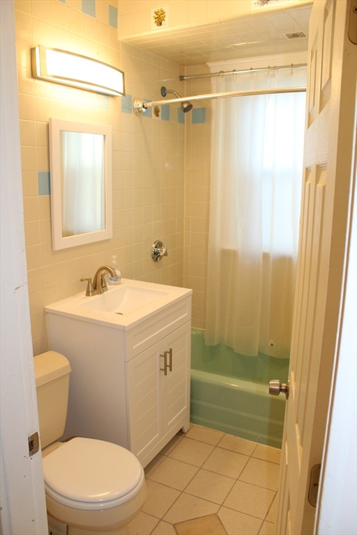 10 Mattakeeset Street, Unit 10 Boston, MA 02136 - Photo 8 of 12
