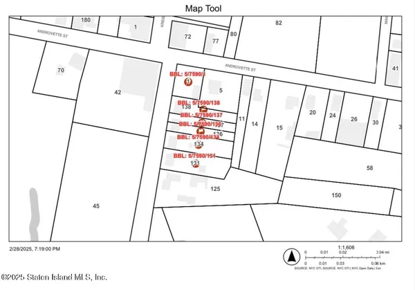 a picture of door with a white fence