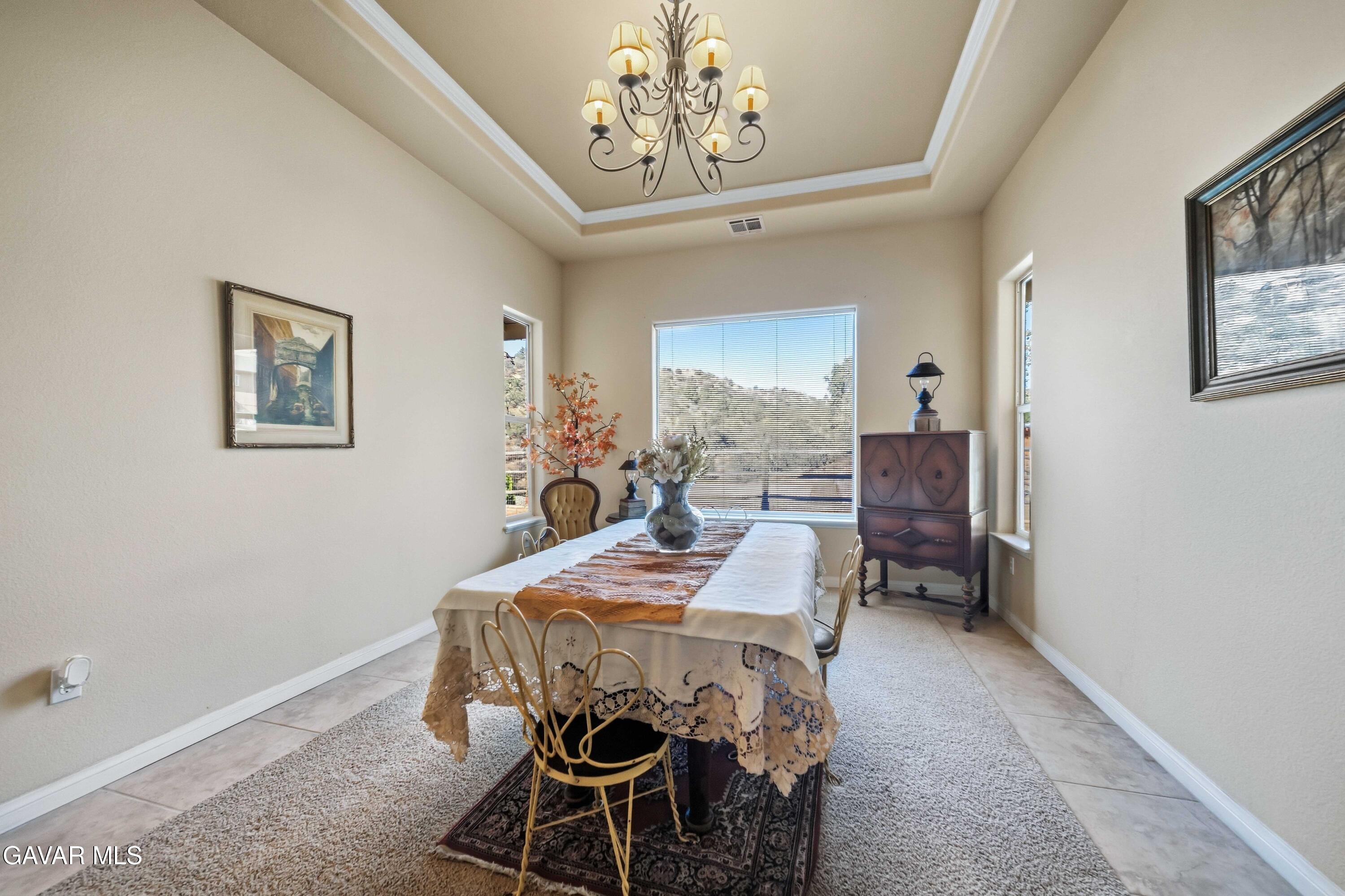 25370 Bear Valley Road Tehachapi, CA 93561 - Photo 21 of 65 25370 Bear Valley Rd Tehachapi-20