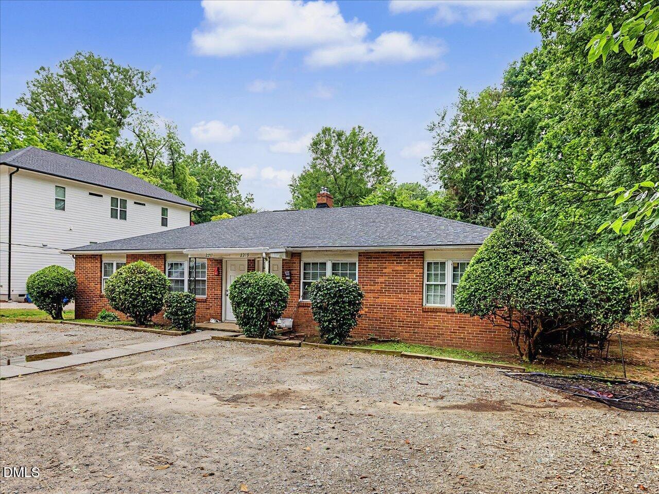 2217 Garden Place Raleigh, NC 27607 - Photo 2 of 39