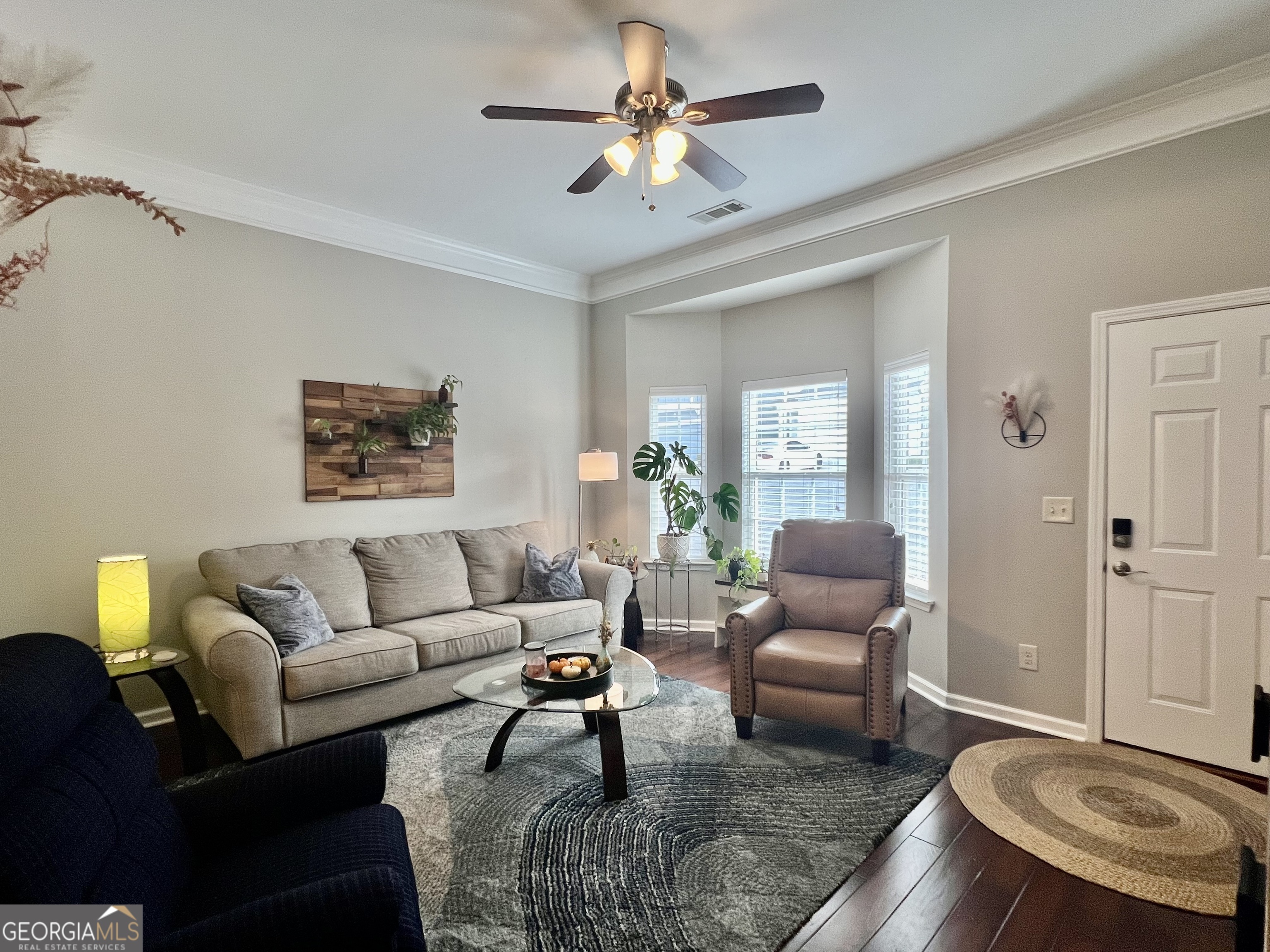 122 Millers Lane Calhoun, GA 30701 - Photo 4 of 60 a living room with furniture and a rug