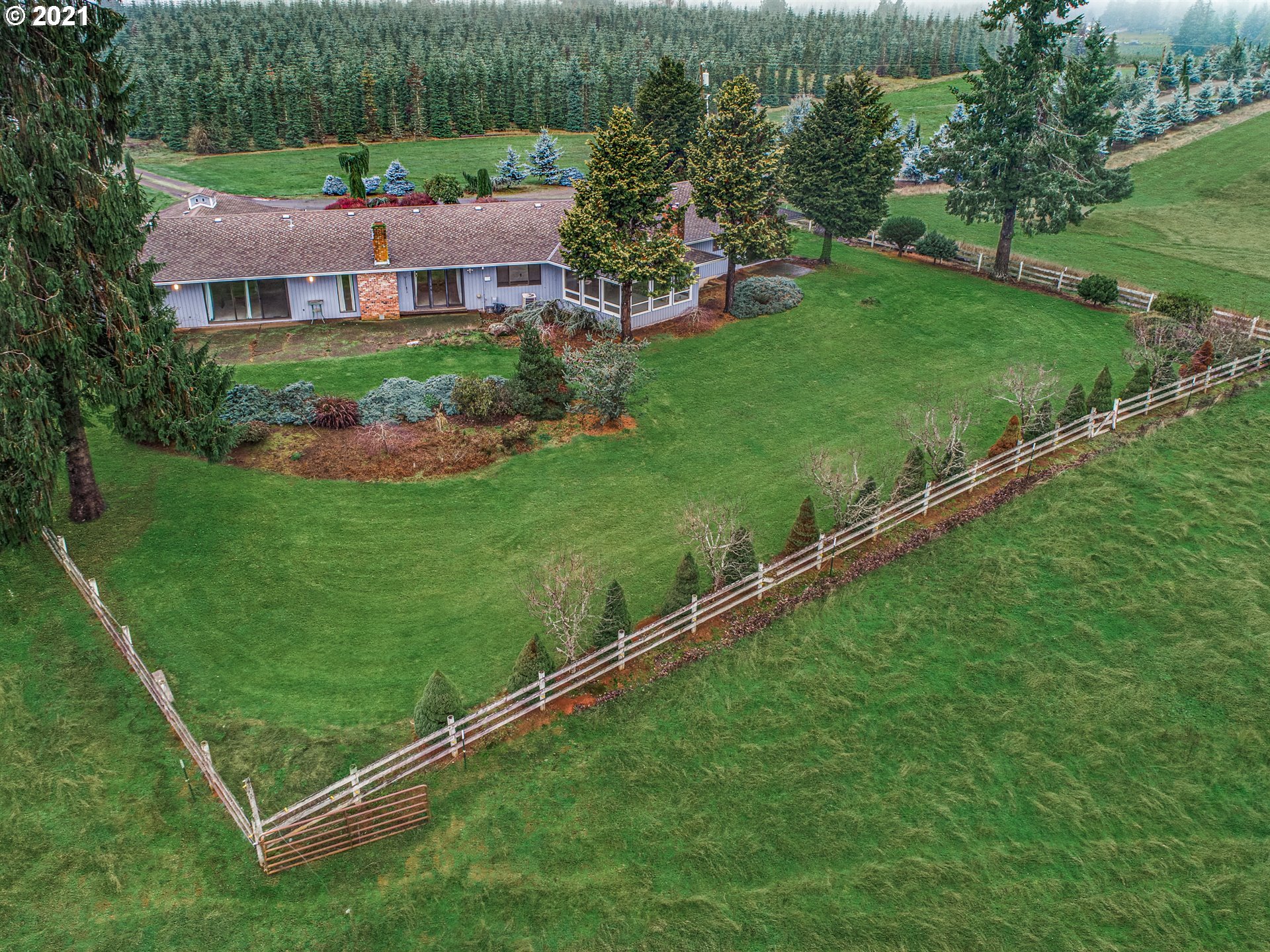 17092 South Carus Road Beavercreek, OR 97004 - Photo 2 of 32 an aerial view of a house