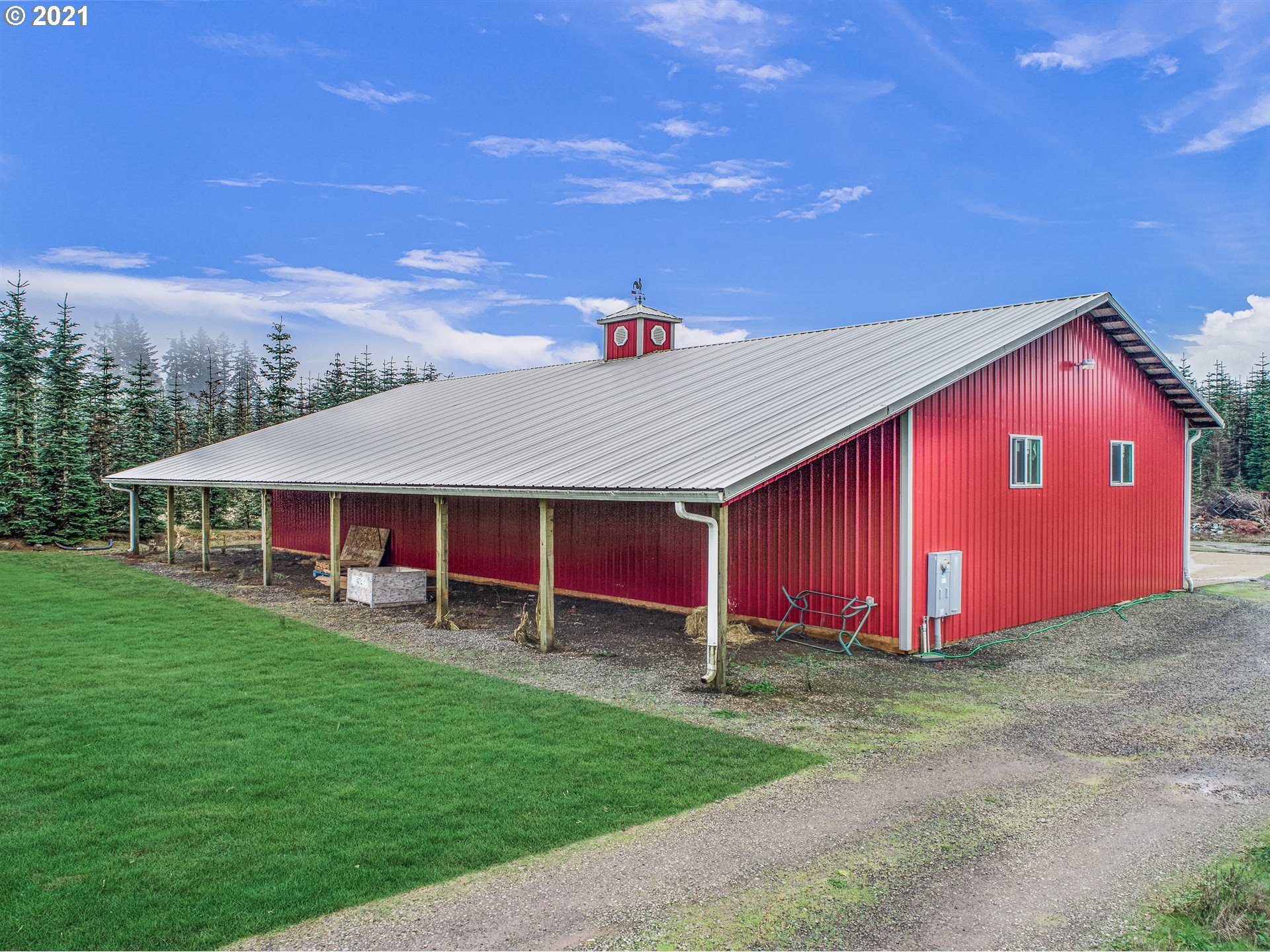 17092 South Carus Road Beavercreek, OR 97004 - Photo 5 of 32 a view of a house with a yard