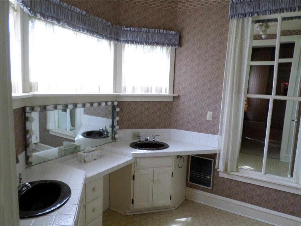 805 North 4th Street Atchison, KS 66002 - Photo 33 of 40