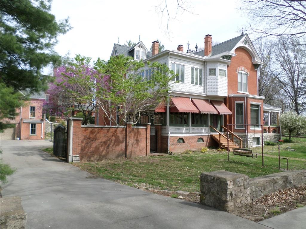 805 North 4th Street Atchison, KS 66002 - Photo 5 of 40