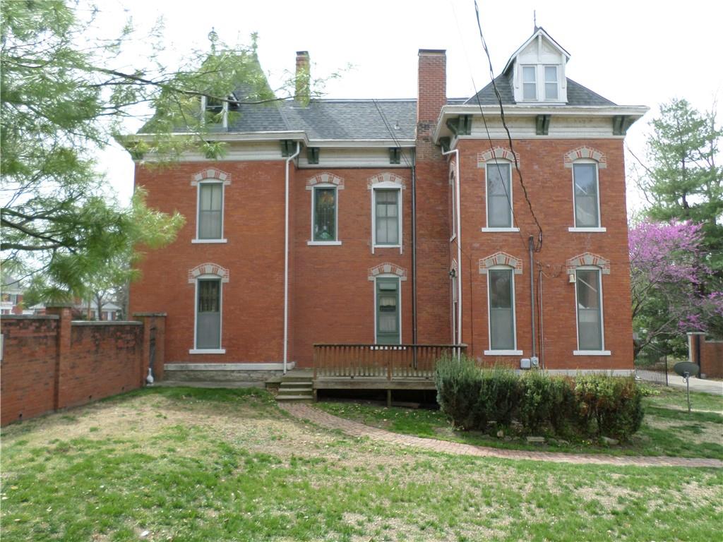 805 North 4th Street Atchison, KS 66002 - Photo 8 of 40