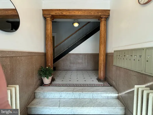 a view of entryway