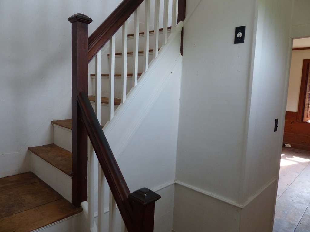 96 F Long Hill Road Bolton, MA 01740 - Photo 10 of 29