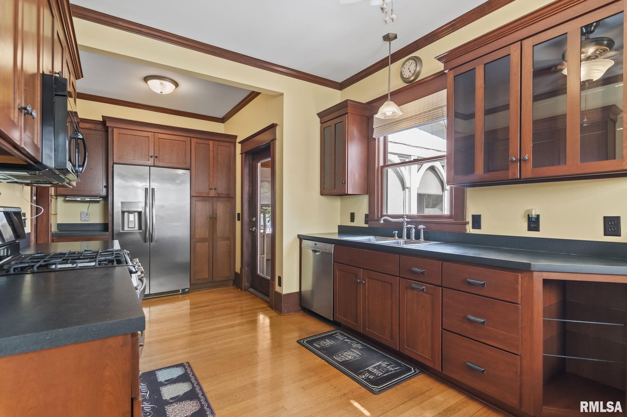 116 East Main Street Williamsville, IL 62693 - Photo 23 of 56