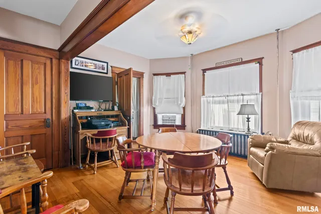 $240,000 | 116 East Main Street, Williamsville, IL 62693