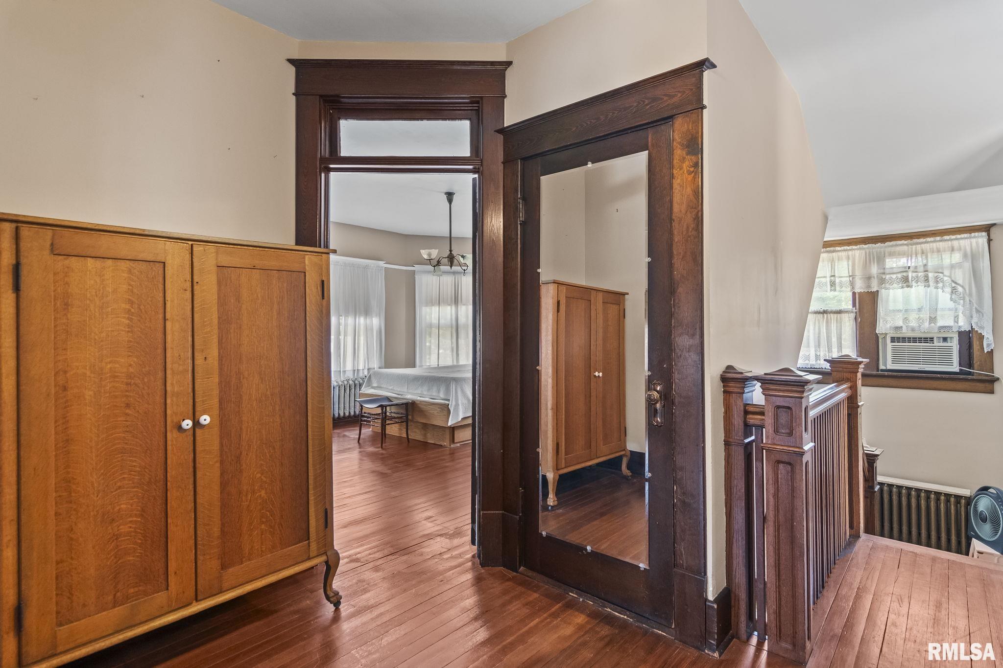 116 East Main Street Williamsville, IL 62693 - Photo 28 of 56