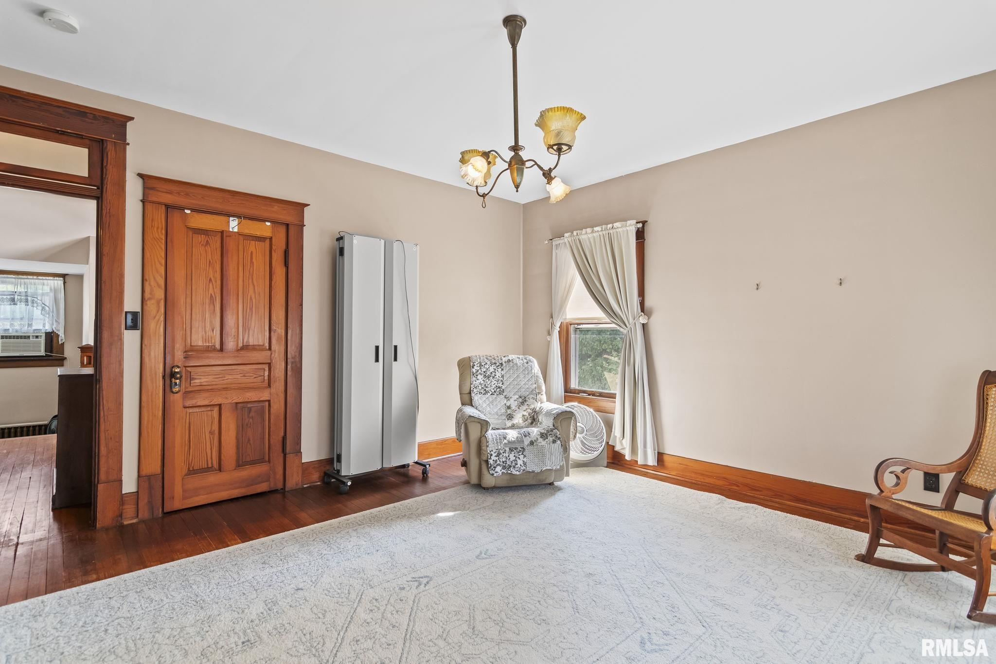 116 East Main Street Williamsville, IL 62693 - Photo 37 of 56