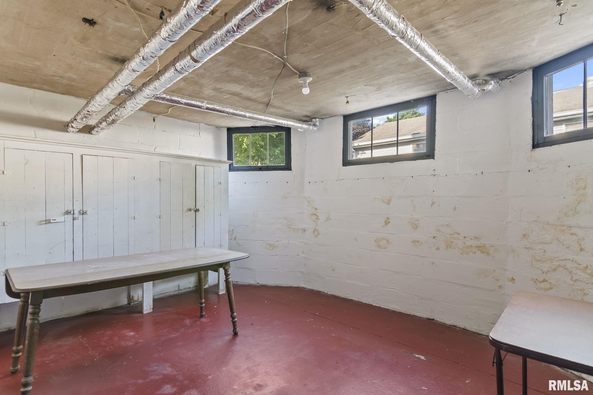 116 East Main Street Williamsville, IL 62693 - Photo 46 of 56