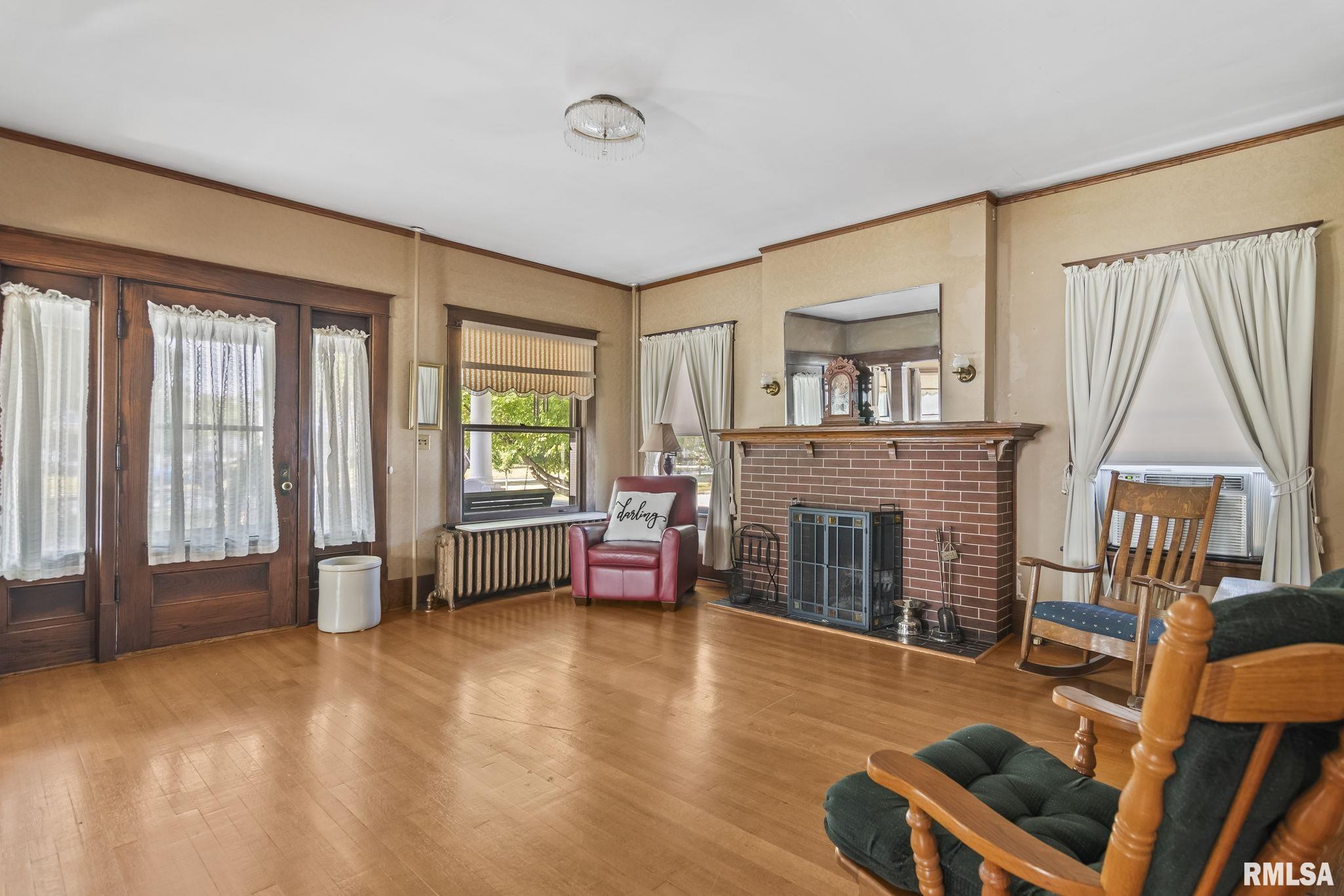 116 East Main Street Williamsville, IL 62693 - Photo 10 of 56