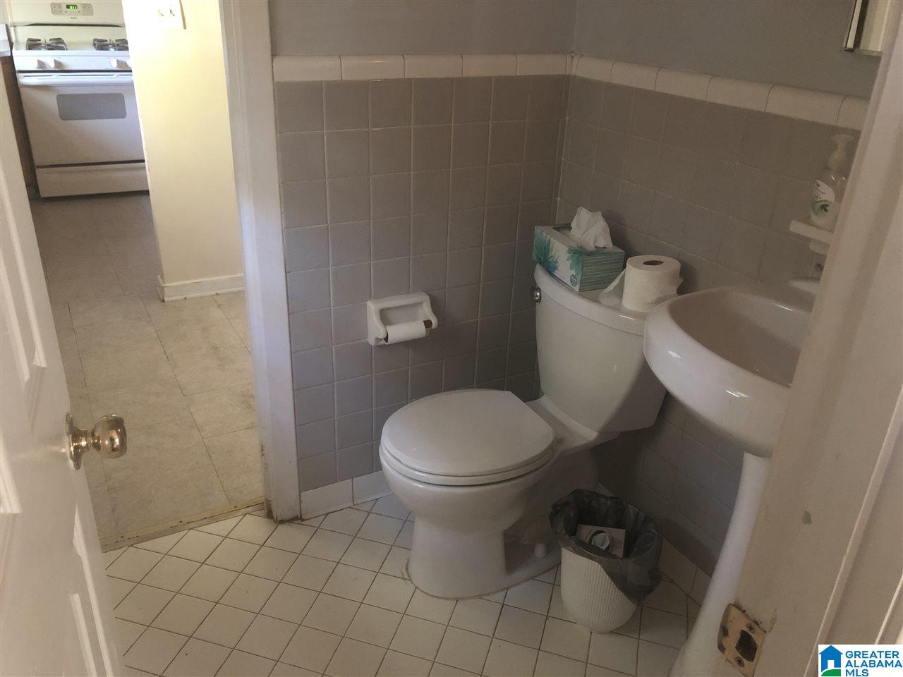 116 Stoneview Road Birmingham, AL 35210 - Photo 10 of 16
