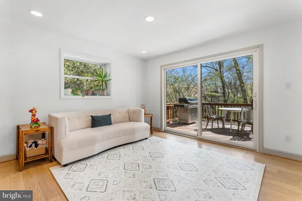 $8,300 | 2820 Ellicott Street Northwest, Washington, DC 20008