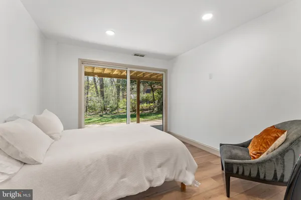 $8,300 | 2820 Ellicott Street Northwest, Washington, DC 20008