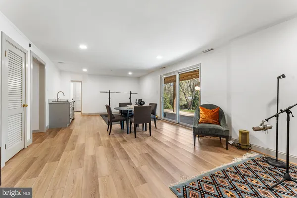 $8,300 | 2820 Ellicott Street Northwest, Washington, DC 20008