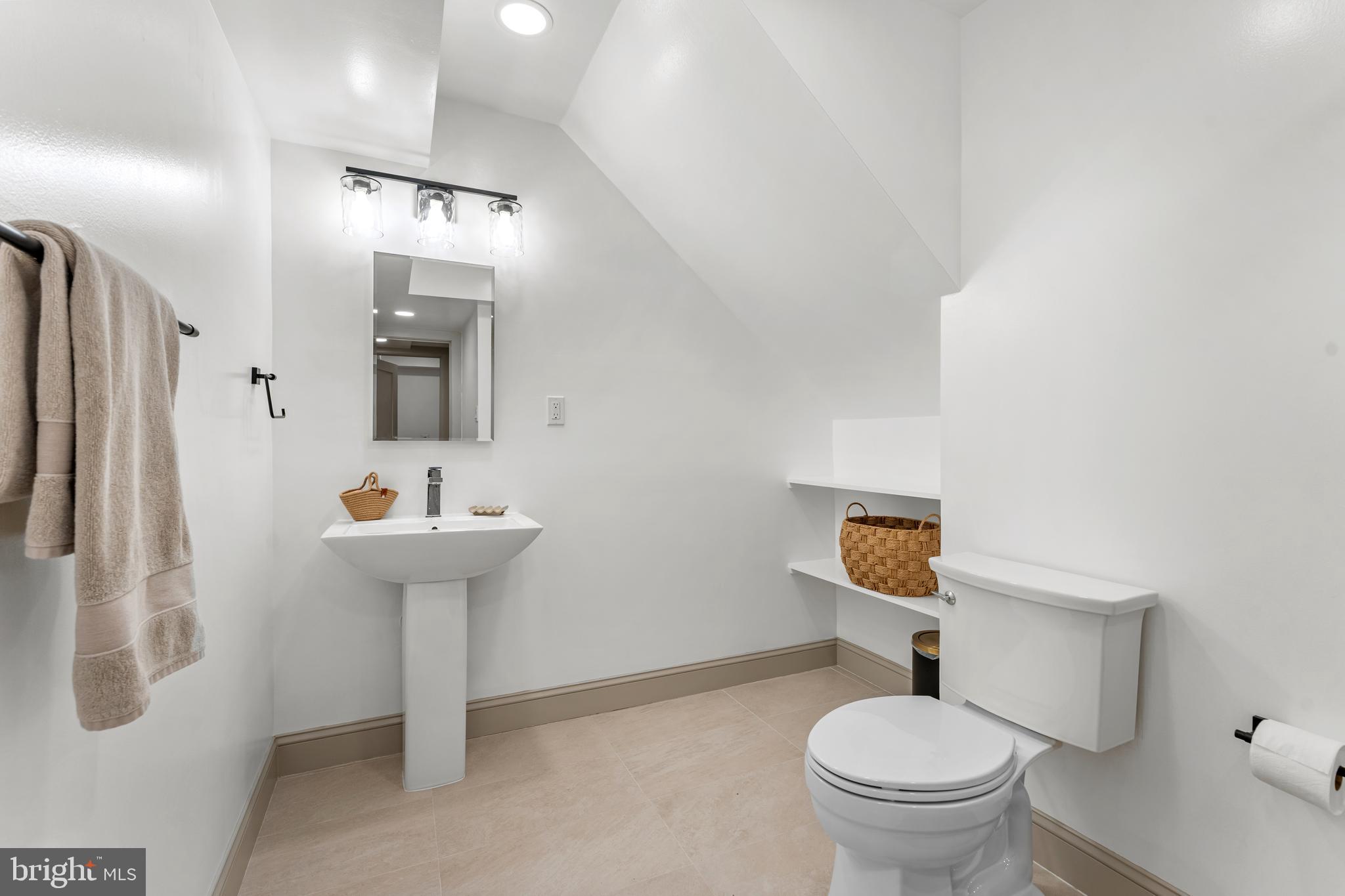 2820 Ellicott Street Northwest Washington, DC 20008 - Photo 33 of 43