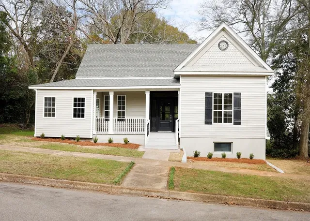 $169,900 | 214 Thompson Street, McComb, MS 39648