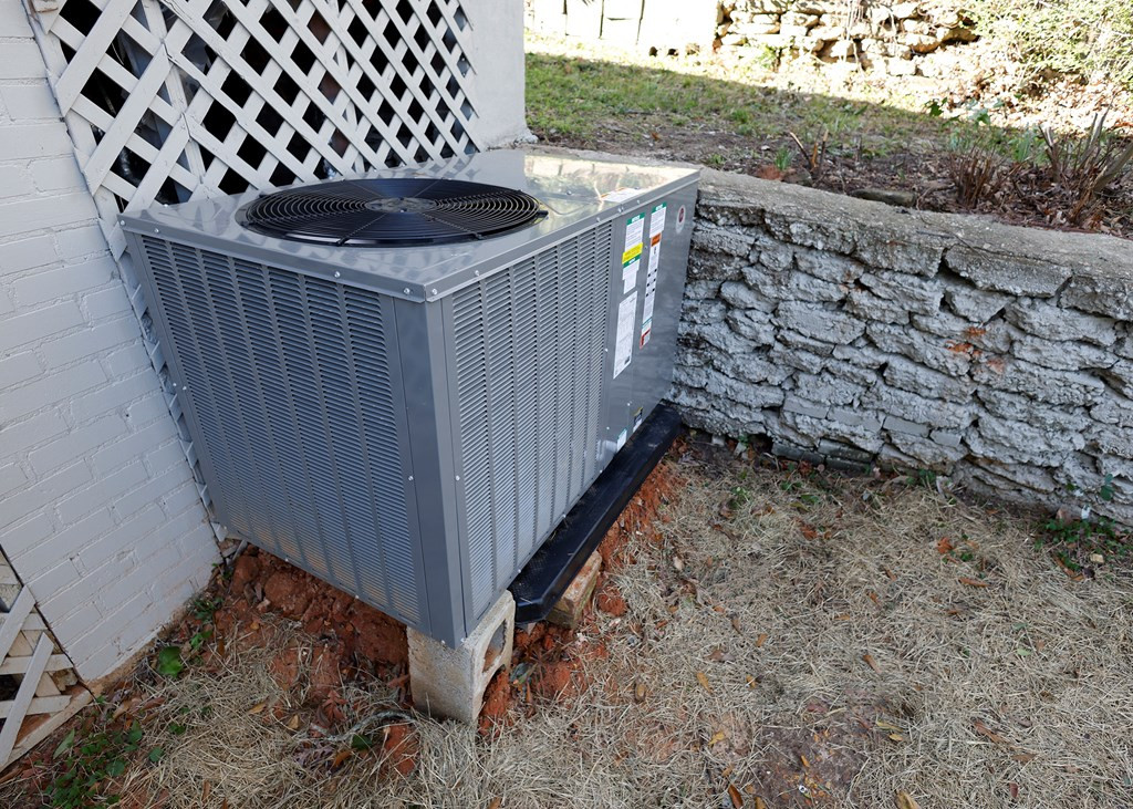 214 Thompson Street McComb, MS 39648 - Photo 11 of 36 Photo 11