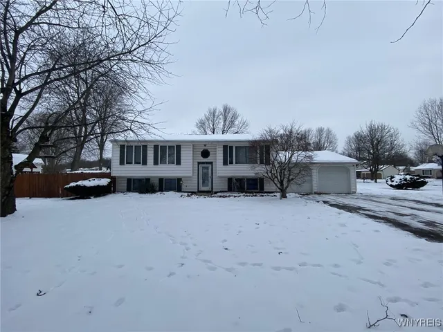 $3,300 | 36 Altair Drive, Amherst, NY 14068