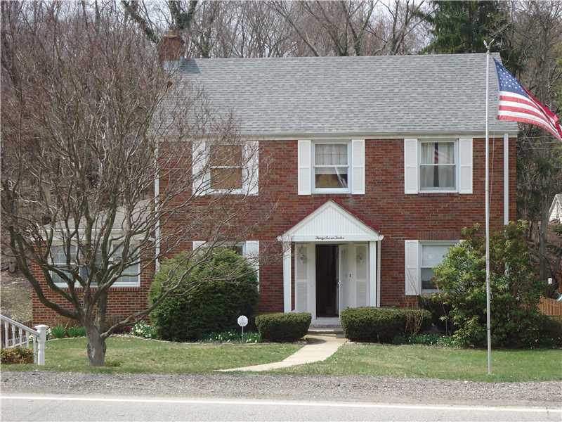 3712 West Run Road Munhall, PA 15120 - Photo 1 of 14 Exterior Front.