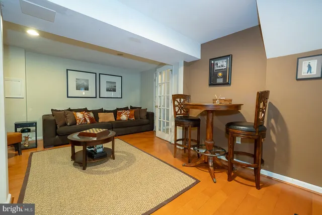 $957,000 | 703 Iris Lane, Media, PA 19063