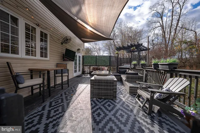 $957,000 | 703 Iris Lane, Media, PA 19063