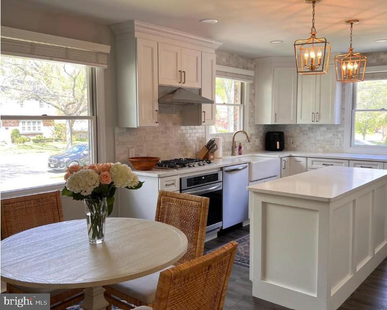 431 Covered Bridge Road Cherry Hill, NJ 08034 - Photo 3 of 21