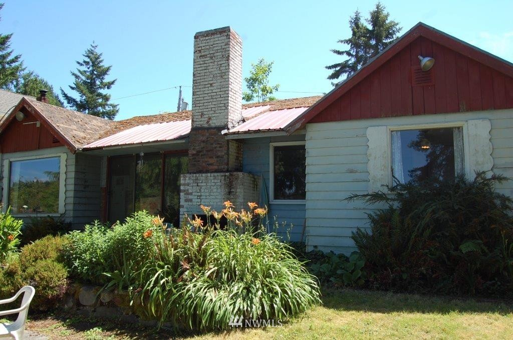 7807 Cooper Point Road Northwest Olympia, WA 98502 - Photo 10 of 25 Gallery Image 10