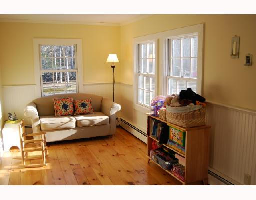 182 John Dyer Road Little Compton, RI 02837 - Photo 4 of 7