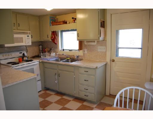 182 John Dyer Road Little Compton, RI 02837 - Photo 5 of 7