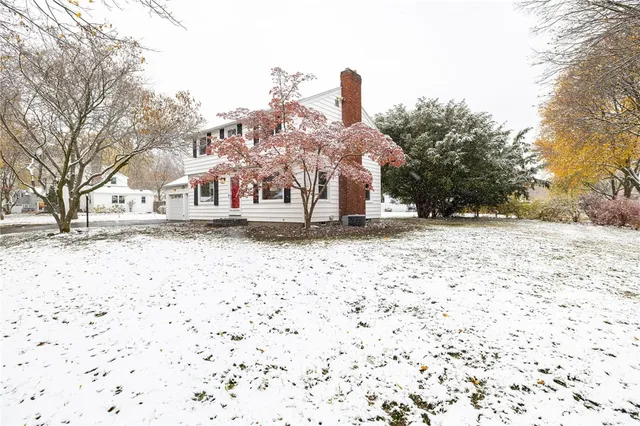 $350,000 | 5 Ridgelawn Drive, Irondequoit, NY 14617