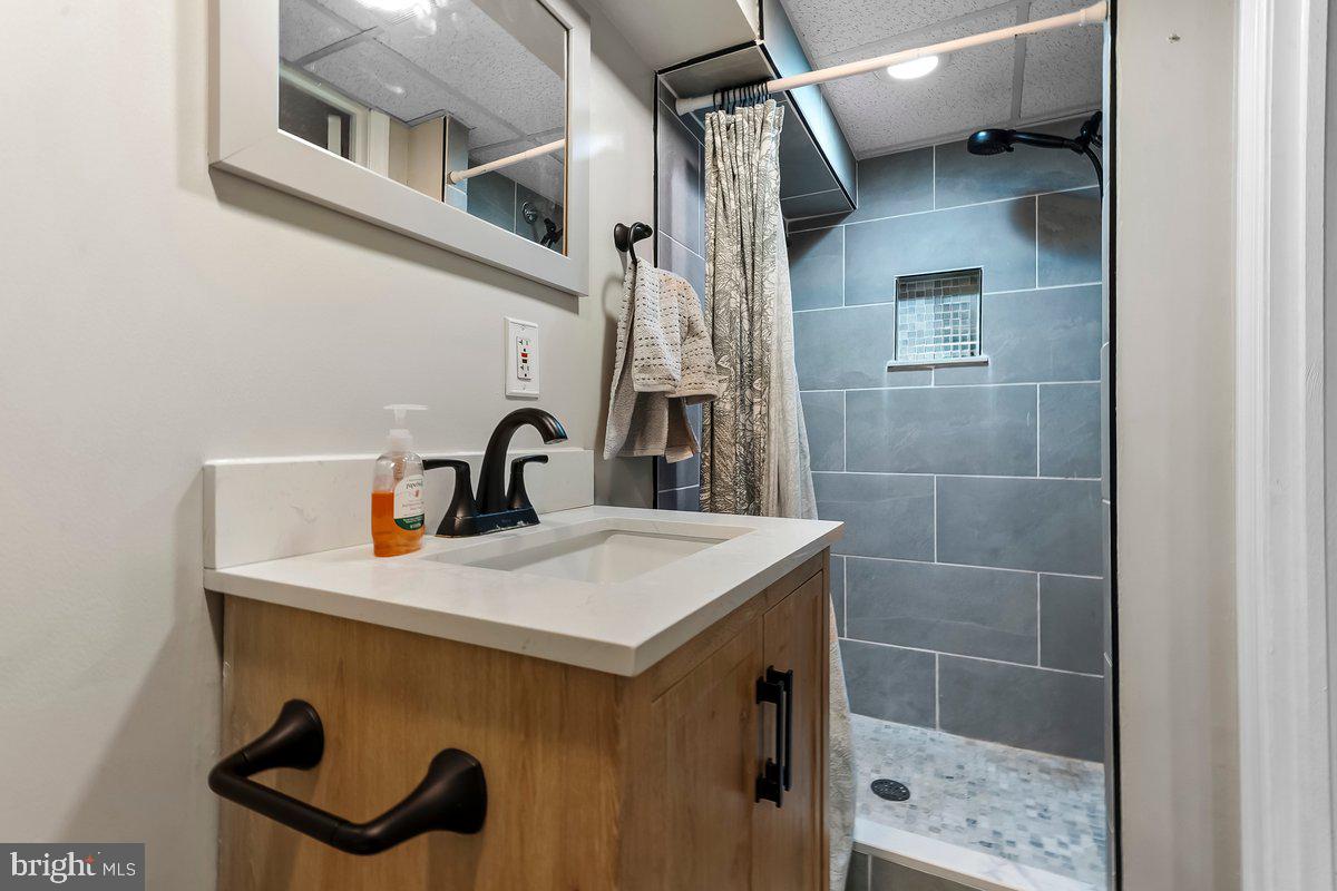 114 Lakeview Drive Ridley Park, PA 19078 - Photo 22 of 37 a close view of sink