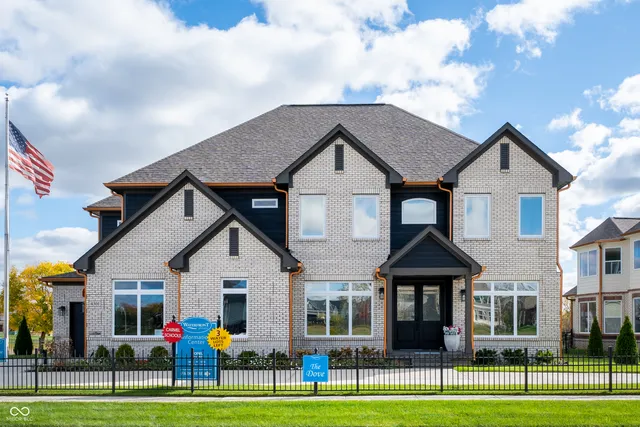 $1,725,000 | 4301 Stone Lk Drive, Zionsville, IN 46077