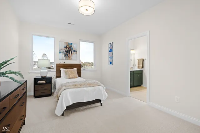 $1,725,000 | 4301 Stone Lk Drive, Zionsville, IN 46077