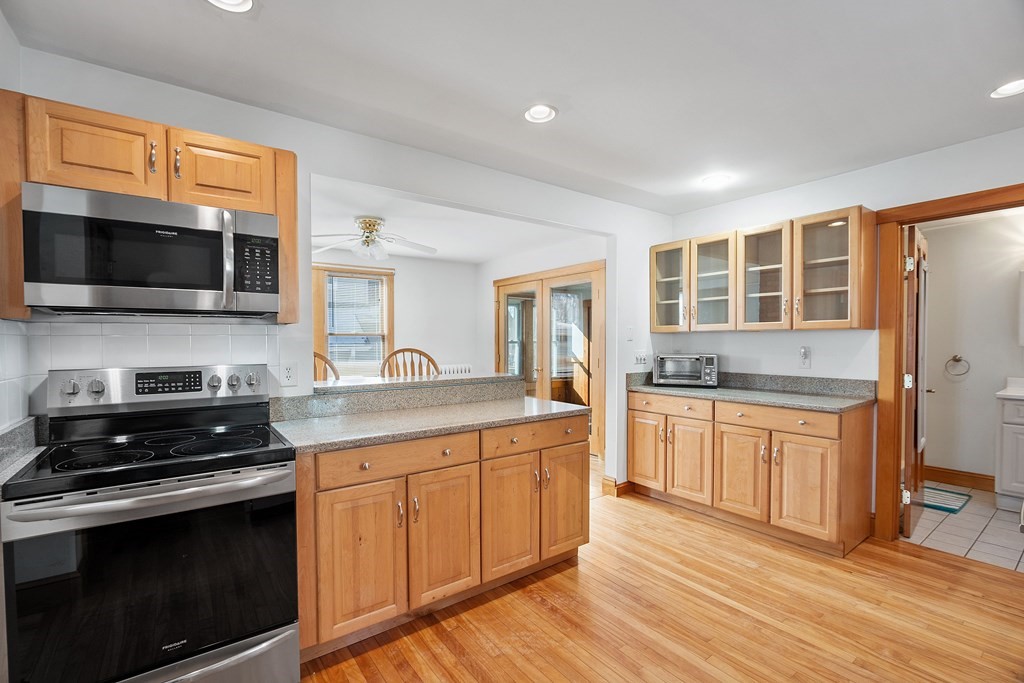 27 Sunset Road Gardner, MA 01440 - Photo 13 of 29 Gallery Image 13