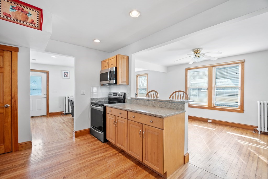 27 Sunset Road Gardner, MA 01440 - Photo 9 of 29 Gallery Image 9