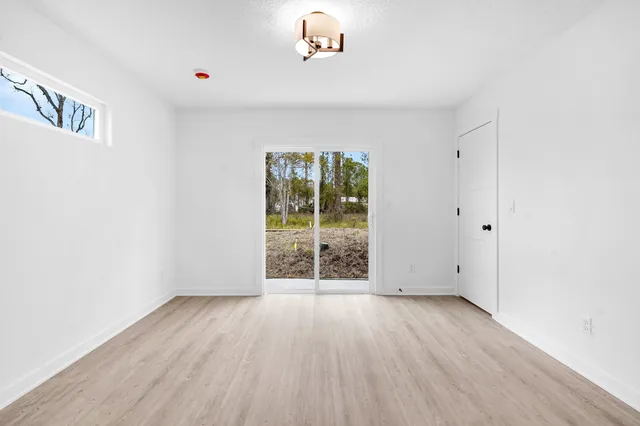 $1,800 | 964 West 9th Street, St. Augustine, FL 32084