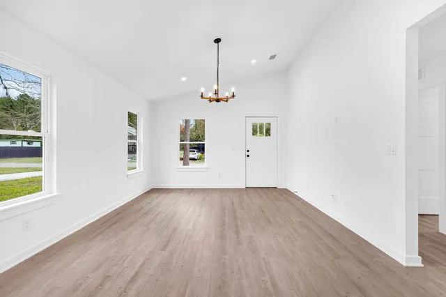 $1,800 | 964 West 9th Street, St. Augustine, FL 32084