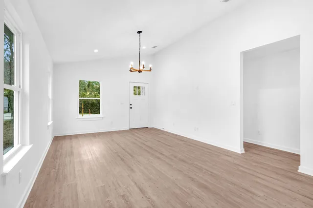 $1,800 | 964 West 9th Street, St. Augustine, FL 32084