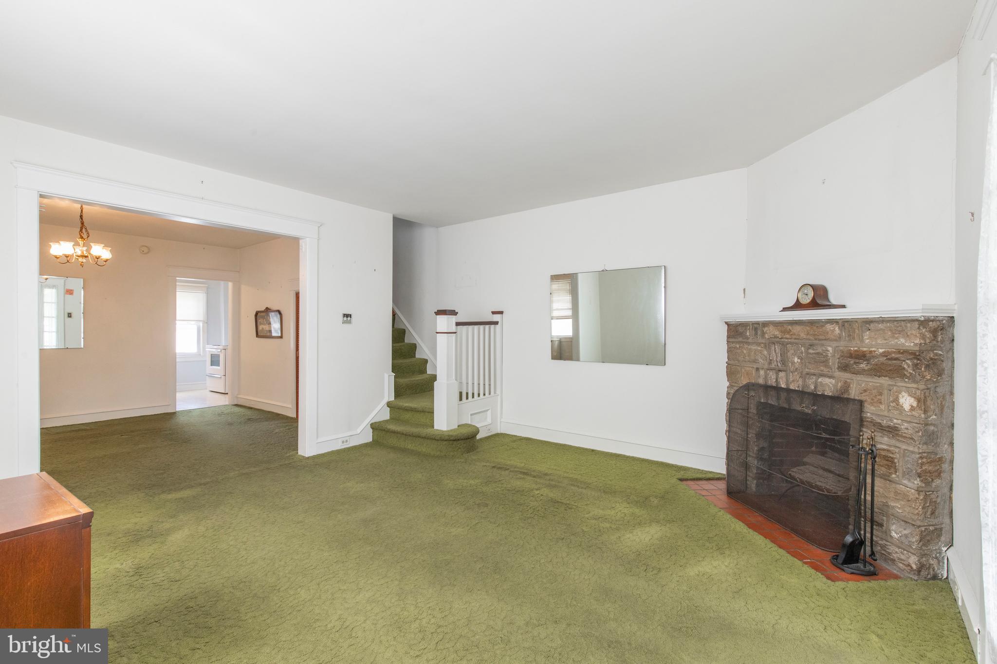 344 Kathmere Road Havertown, PA 19083 - Photo 5 of 30 Living Room