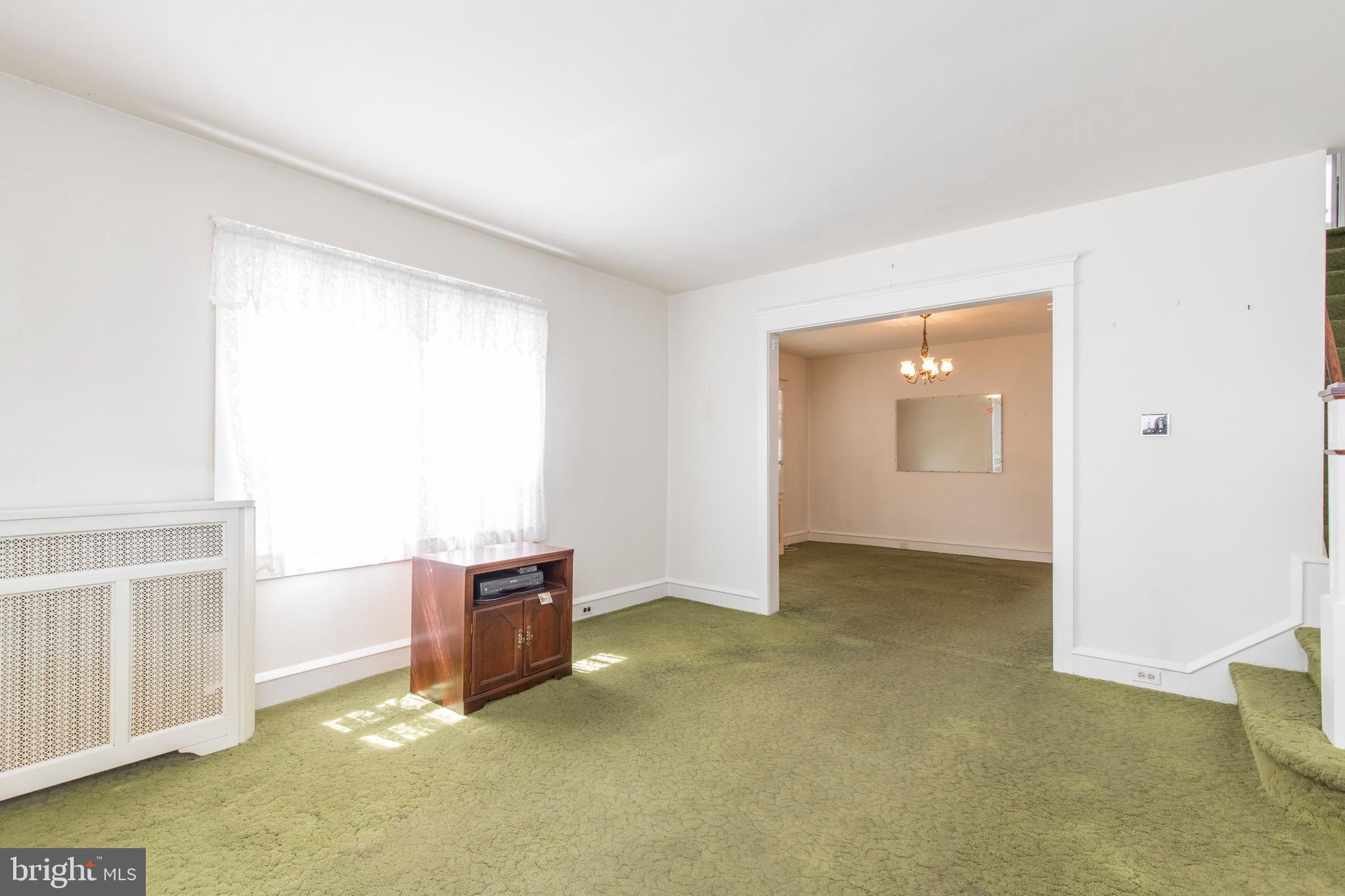344 Kathmere Road Havertown, PA 19083 - Photo 6 of 30 Living Room