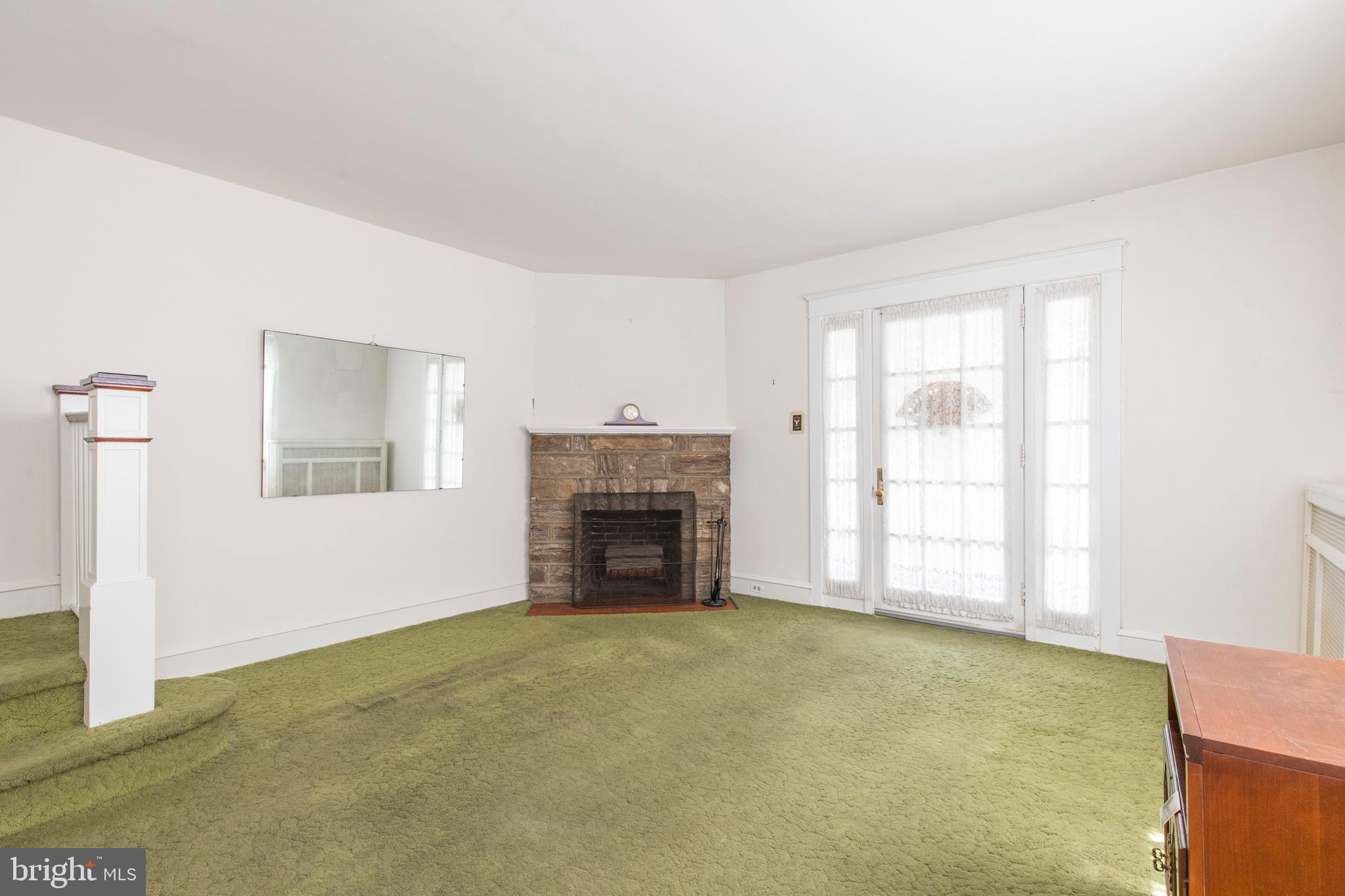 344 Kathmere Road Havertown, PA 19083 - Photo 7 of 30 Living Room