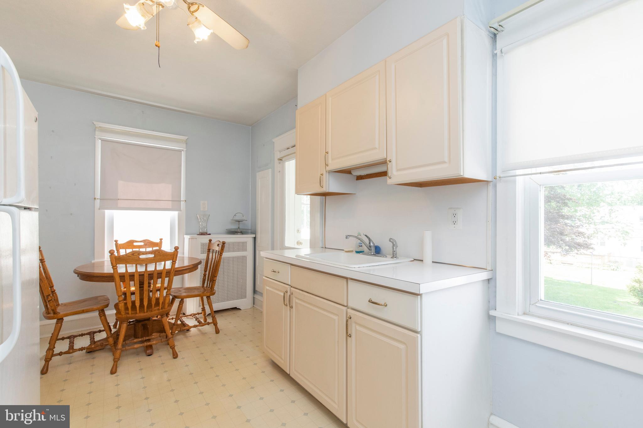 344 Kathmere Road Havertown, PA 19083 - Photo 10 of 30 Kitchen