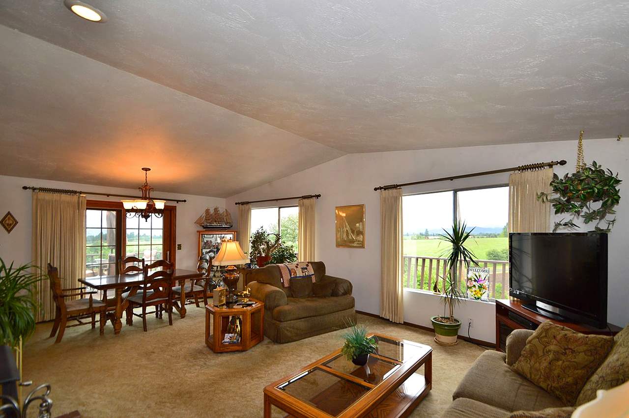 8309 North Lehman Road Spokane, WA 99217 - Photo 2 of 20 Gallery Image 2